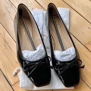 NWT Guillermina Classic Black Patent Leather Ballet Flats with Bow - Women